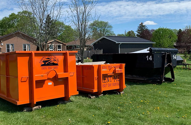 14 Yard Dumpster Carrier Truck